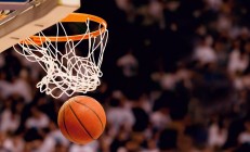 开云体育中国官网-劳塔罗关键战不手软，喀麦隆碾压波兰，足球世界的两极叙事