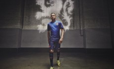 开云官方app入口-奥运周期关键战之夜，卢卡库全程高能输出的战术启示