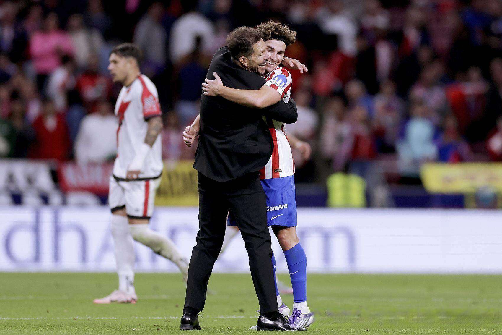 拜仁完胜瑞典,阿尔瓦雷斯绝境逆转的简单介绍 拜仁完胜瑞典,阿尔瓦雷斯绝境逆转的简单介绍