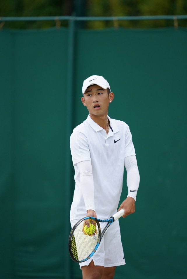 塞维利亚稳操胜券,晋级希望大增 塞维利亚稳操胜券,晋级希望大增