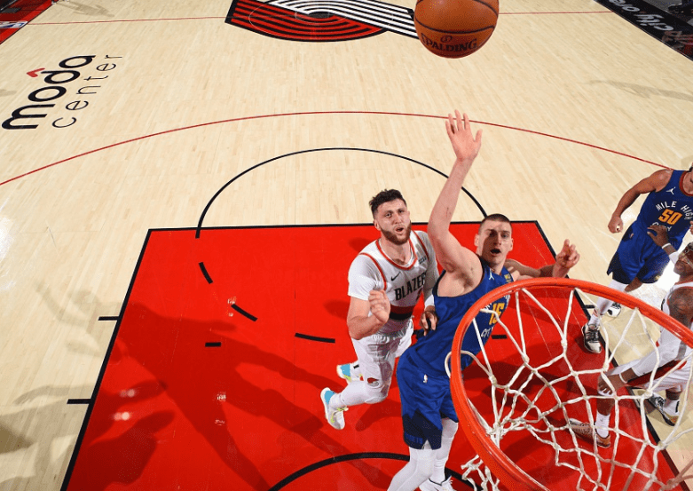 主教练战术妙用,率队击败对手的简单介绍 主教练战术妙用,率队击败对手的简单介绍