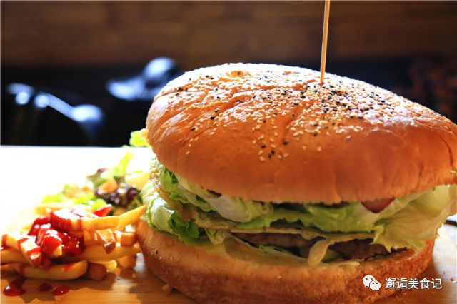 汉堡队员信心高涨,迎接下一场挑战的简单介绍 汉堡队员信心高涨,迎接下一场挑战的简单介绍