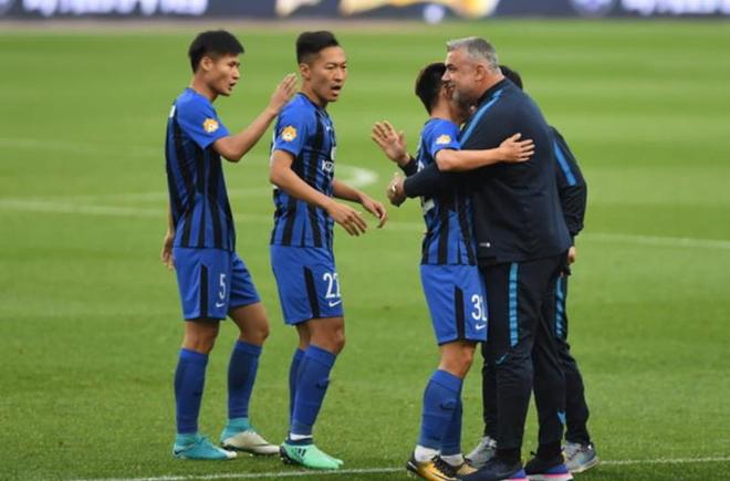 主教练战术布局成功,球员集体发挥的简单介绍 主教练战术布局成功,球员集体发挥的简单介绍