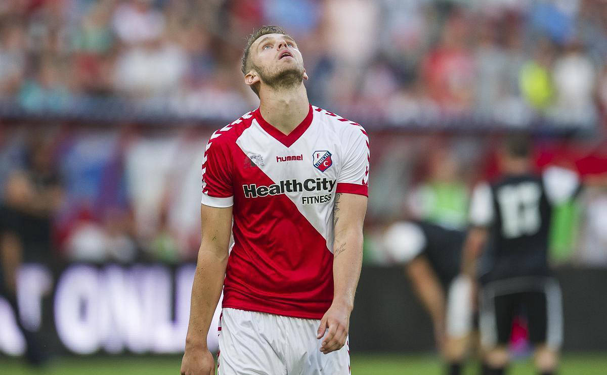 弗赖堡队员受伤，球队面临阵容改变的简单介绍