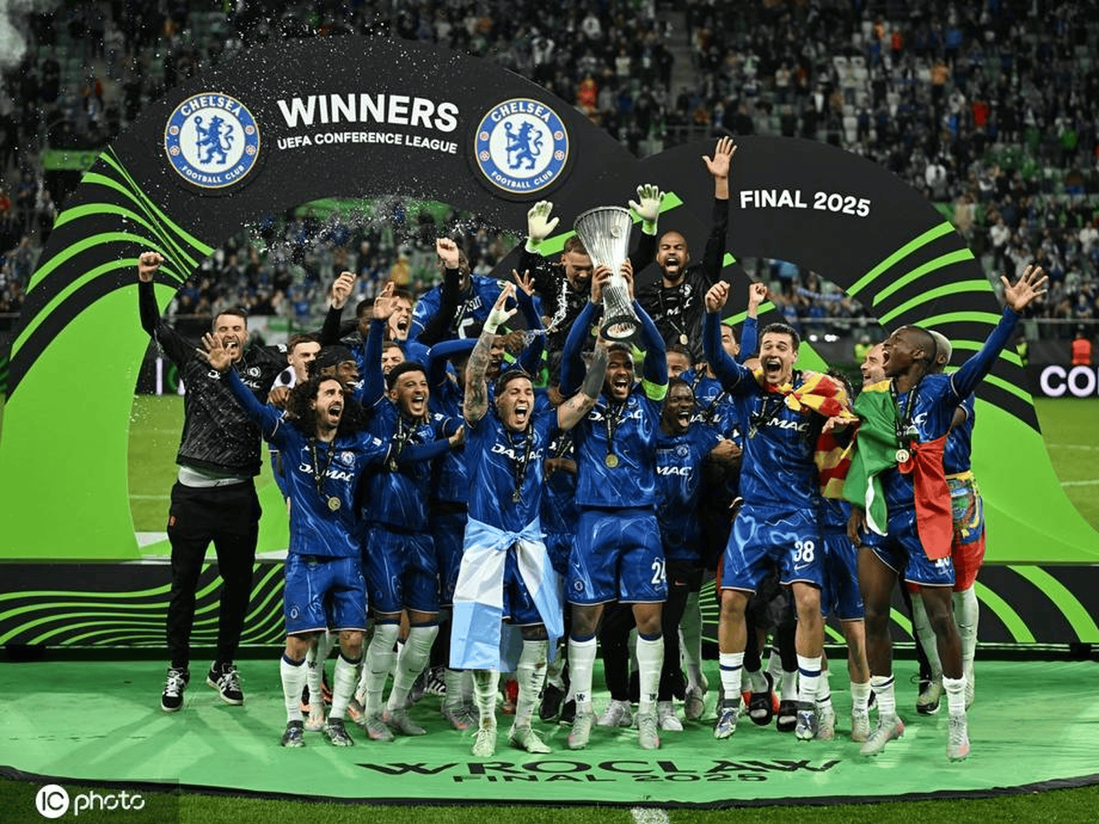 欧洲俱乐部联赛的冠军即将产生的简单介绍