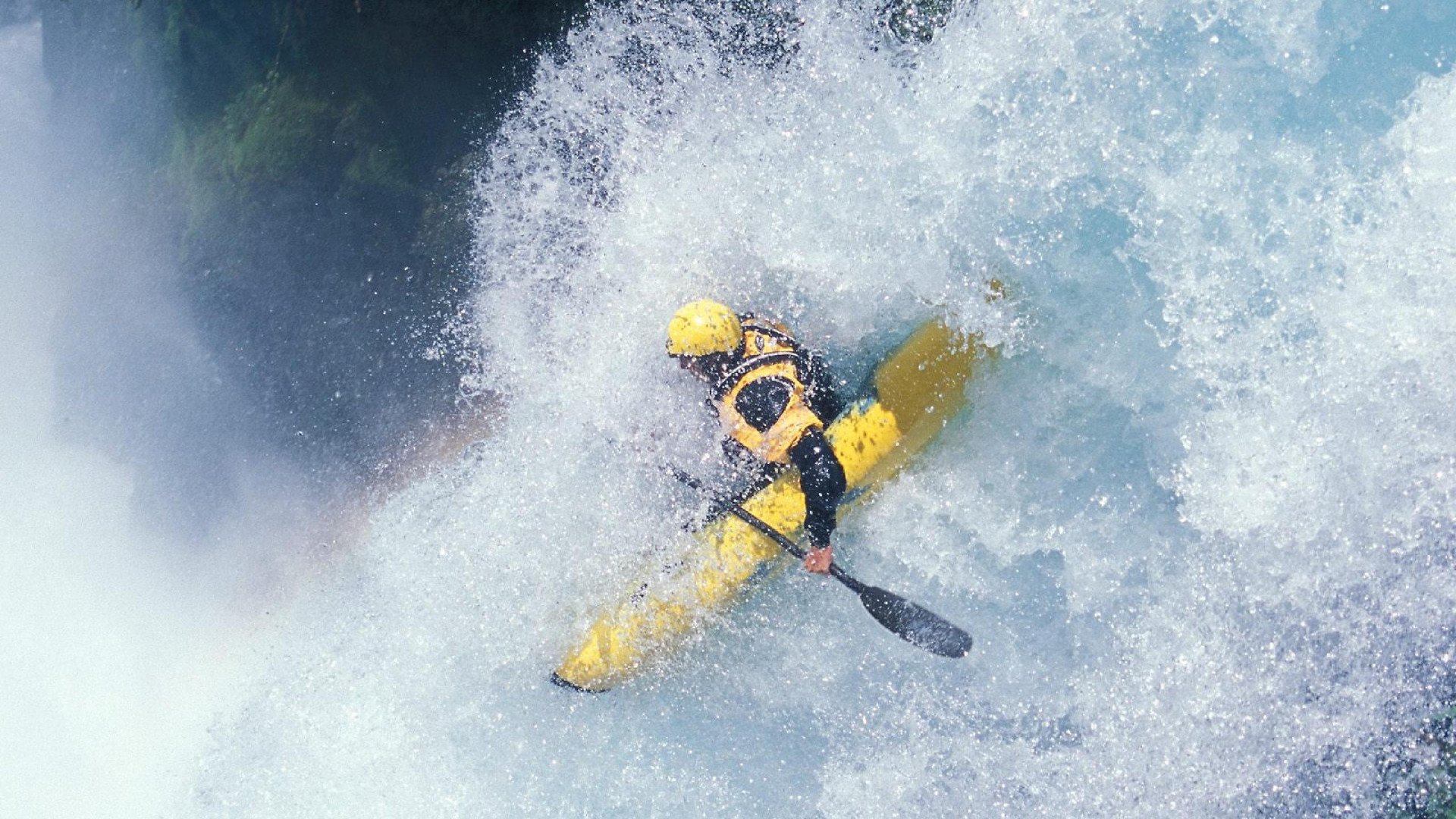 德罗赞爆发，雄鹿提前终结悬念，新疆队何去何从？跨领域竞技启示录