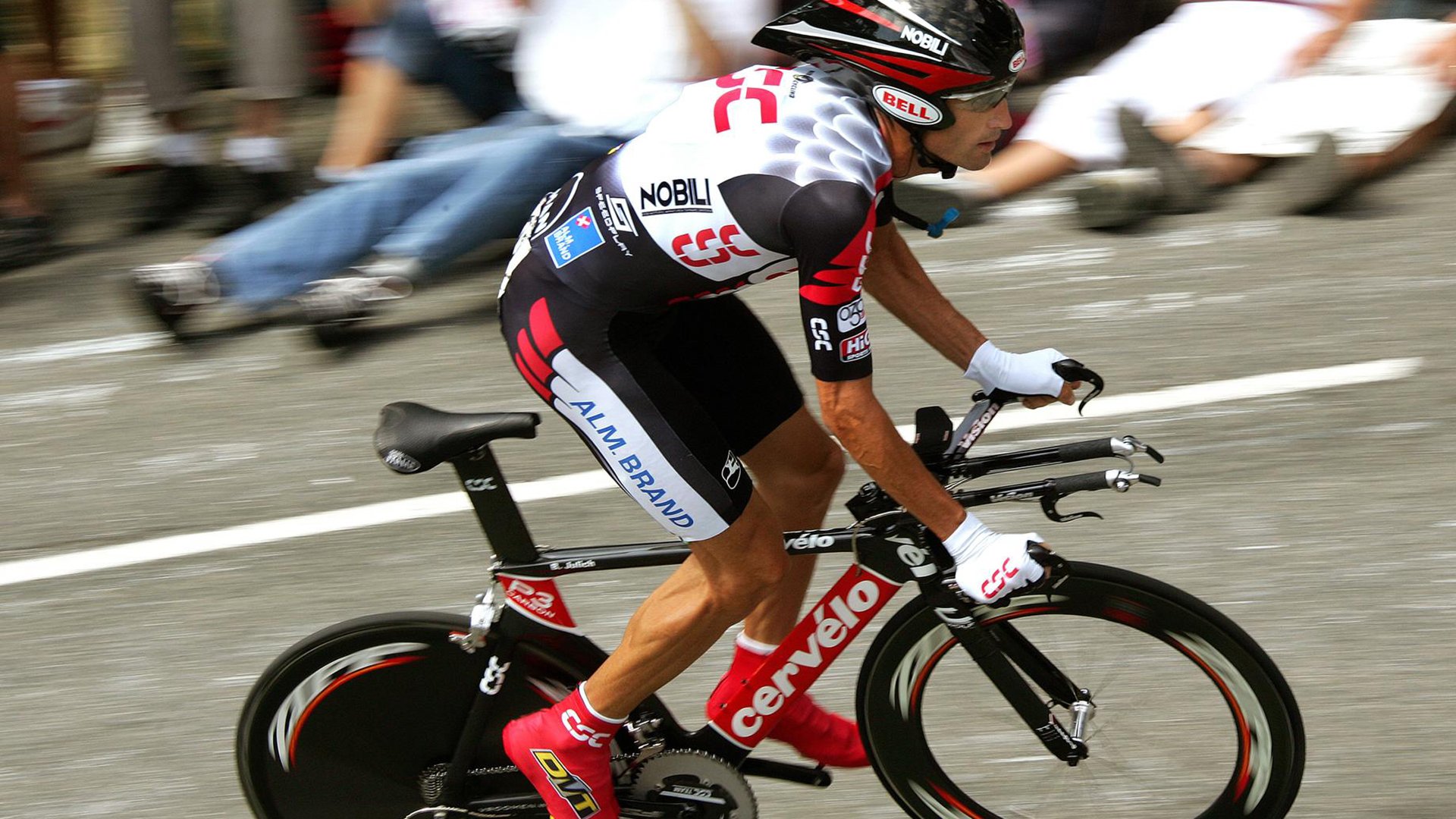 托尼·克罗斯，大场面先生如何用手术刀般的传球，导演拜仁对贝蒂斯的战术碾压